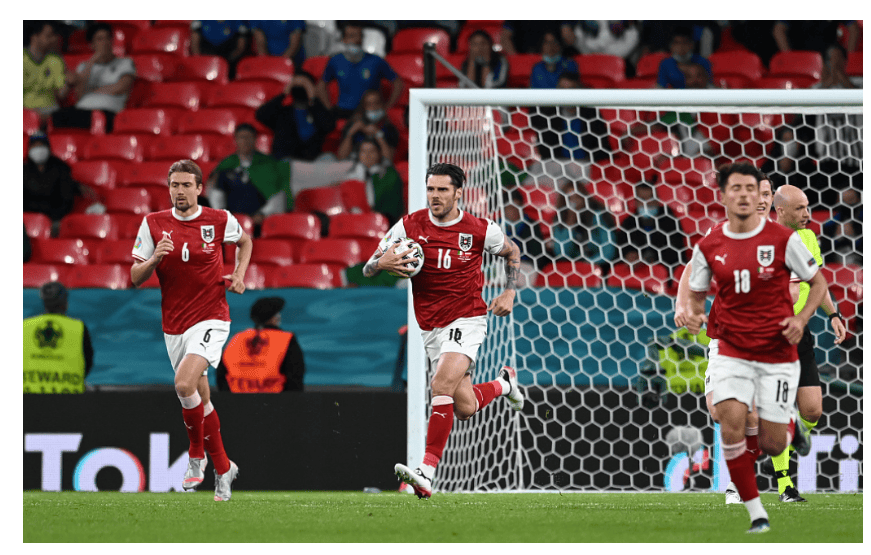 包含奥地利足球超级联赛:维也纳快速队夺得关键三分的词条 包含奥地利足球超级联赛:维也纳快速队夺得关键三分的词条